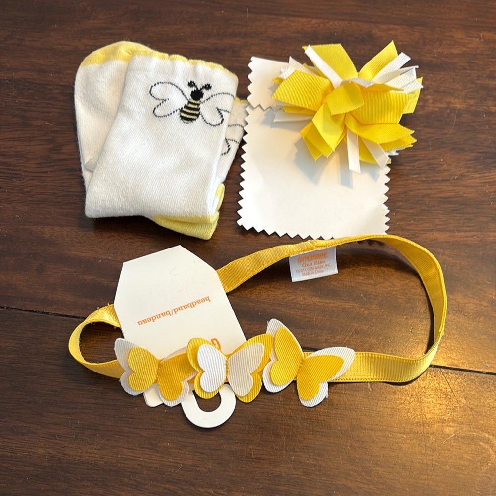 Gymboree 2014 bees and butterflies, socks, headband, pom-pom